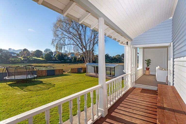 Photo of property in 2 Cobden Street, Gisborne, 4010