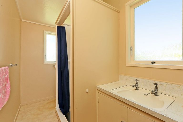 Photo of property in 50 Kuku Street, Te Awanga, 4102