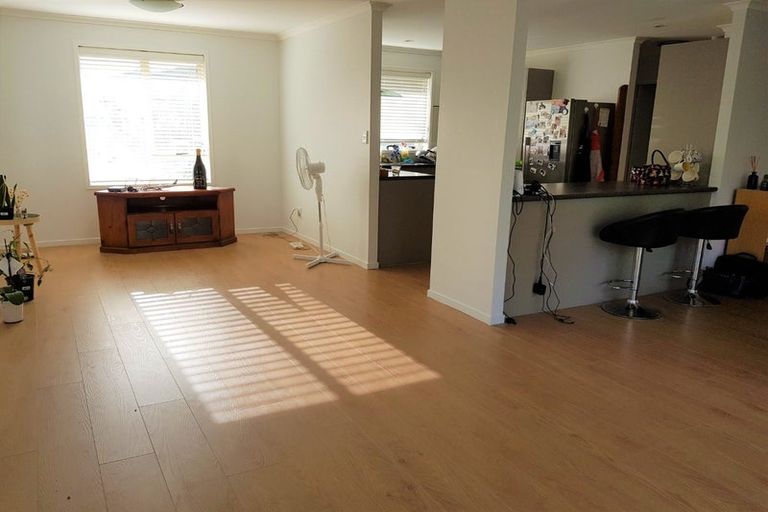Photo of property in 42 Rathmar Drive, Manurewa, Auckland, 2105