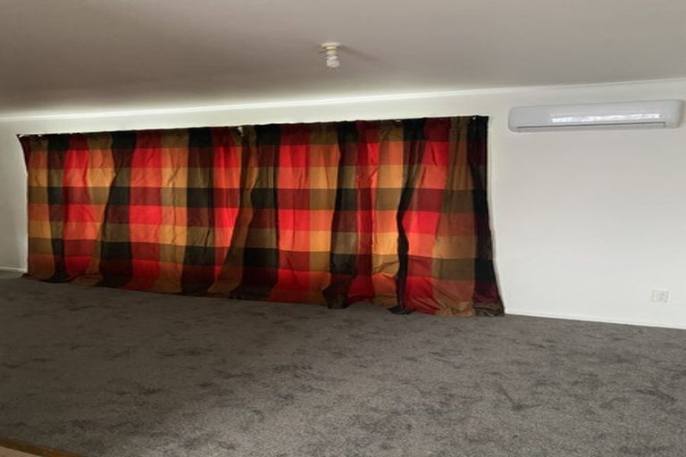 Photo of property in 95a B Kokiri Crescent, Waitangirua, Porirua, 5024