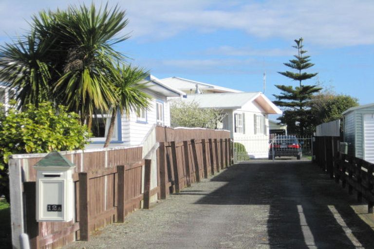 Photo of property in 12a Grey Street, Levin, 5510