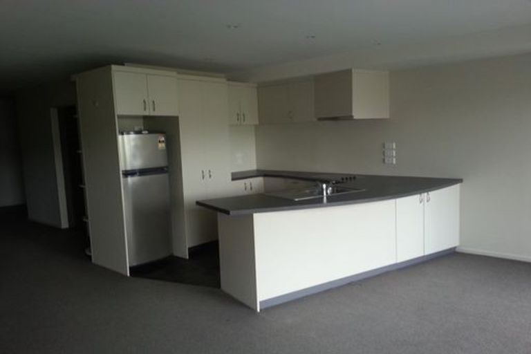 Photo of property in 189u4 Ohiro Road, Brooklyn, Wellington, 6021