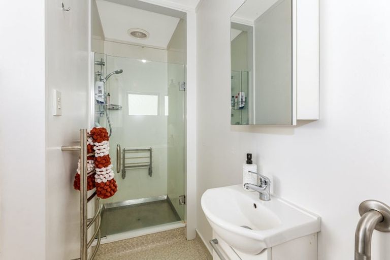 Photo of property in 37 Bosun Terrace, Whitby, Porirua, 5024