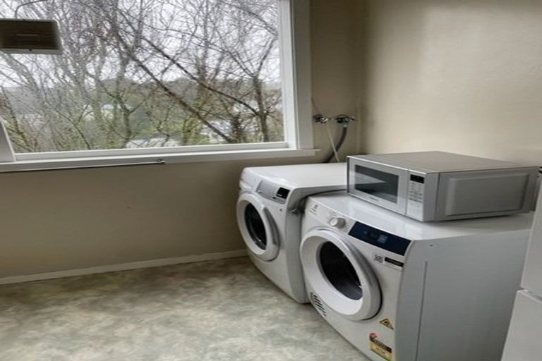 Photo of property in 28b Garden Road, Avalon, Lower Hutt, 5011