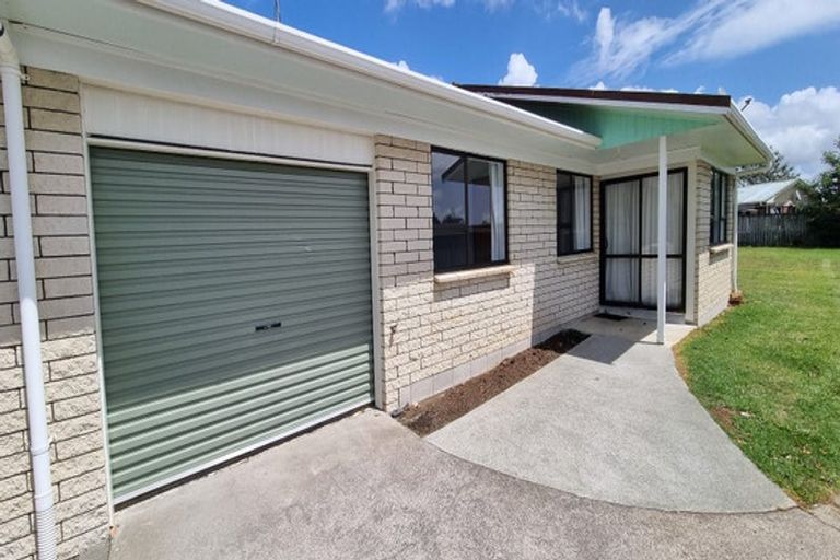 Photo of property in 74b Helvetia Road, Pukekohe, 2120