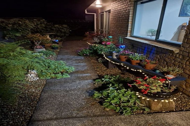 Photo of property in 3 Kimshee Way, Tuakau, 2121