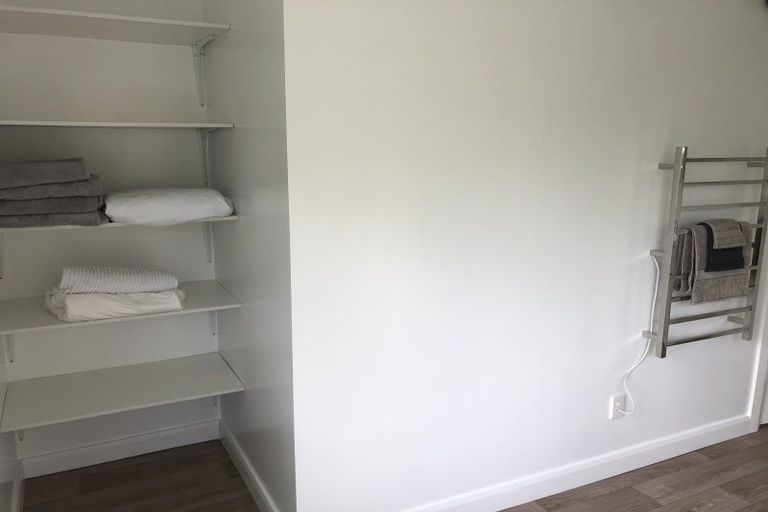 Photo of property in 12 Karina Terrace, Roslyn, Palmerston North, 4414