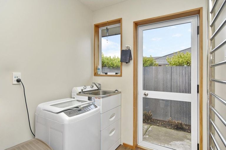 Photo of property in 66 Dunedin Street, Redwood, Christchurch, 8051