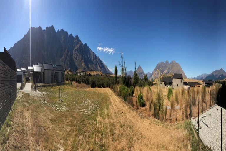 Photo of property in 9 Kerrera Lane, Jacks Point, Queenstown, 9371