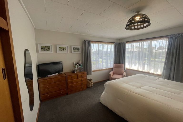 Photo of property in 38 Beckford Road, Saint Martins, Christchurch, 8022