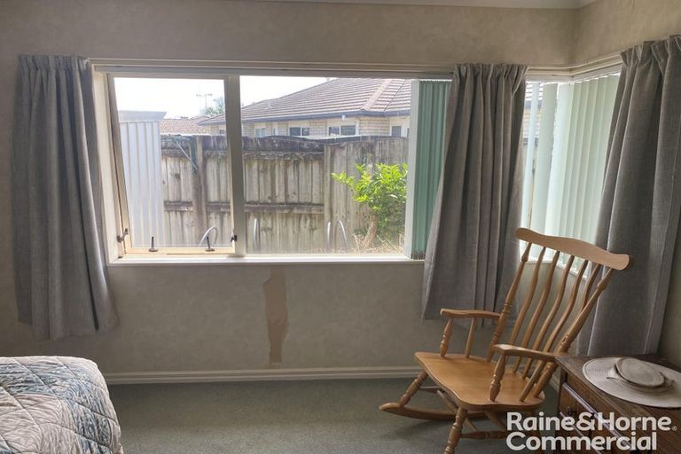Photo of property in 72 Denny Hulme Drive, Mount Maunganui, 3116