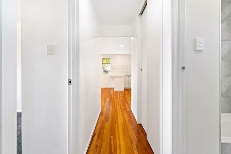 Photo of property in 22 Paton Avenue, Te Atatu South, Auckland, 0610