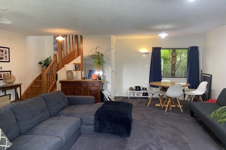 Photo of property in 17-u2 Randwick Crescent, Moera, Lower Hutt, 5010
