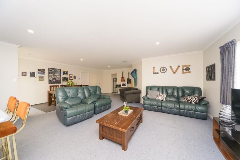 Photo of property in 5 Astrid Court, Awapuni, Palmerston North, 4412