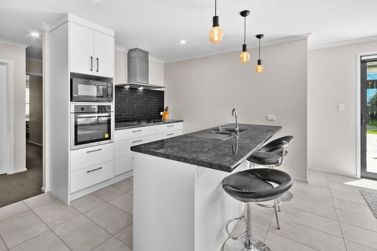 Photo of property in 10 Peacock Place, Pokeno, 2402