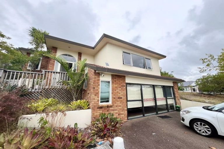 Photo of property in 6 Sophora Way, Albany, Auckland, 0632