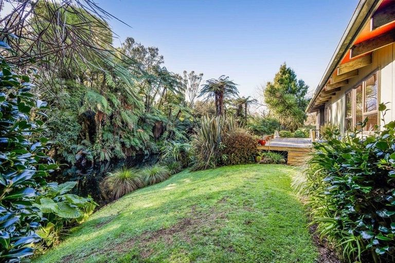 Photo of property in 66 Kent Terrace, Midhirst, Stratford, 4394