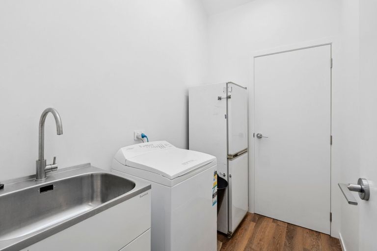 Photo of property in 9b Orient Street, Cromwell, 9310