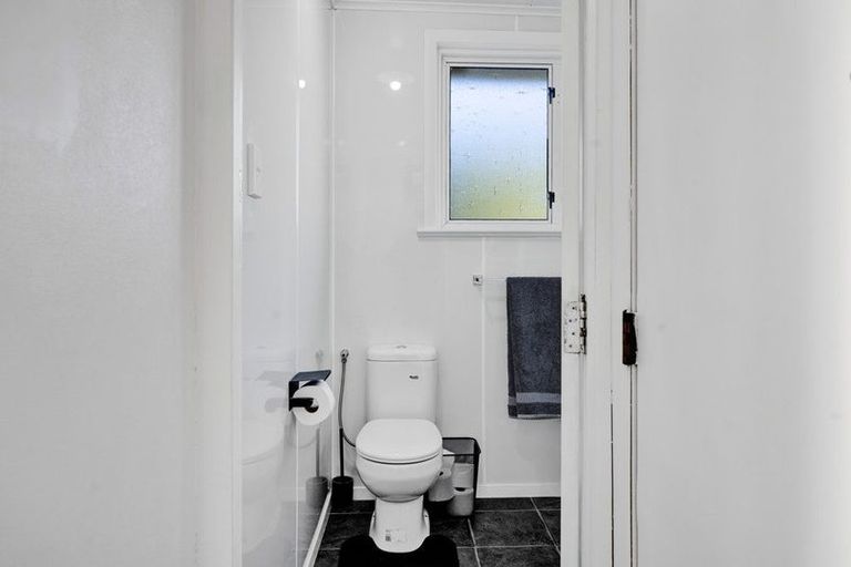 Photo of property in 269 South Road, Hawera, 4610