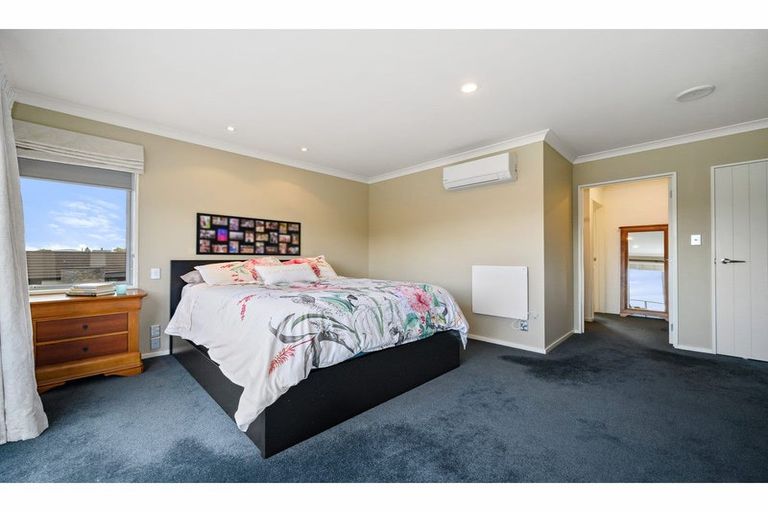 Photo of property in 12 Springwater Avenue, Northwood, Christchurch, 8051