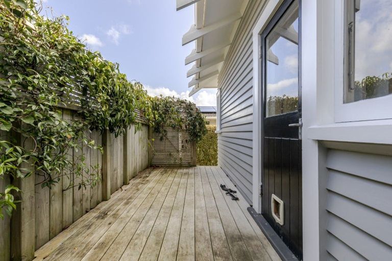 Photo of property in 22 George Street, Lower Vogeltown, New Plymouth, 4310