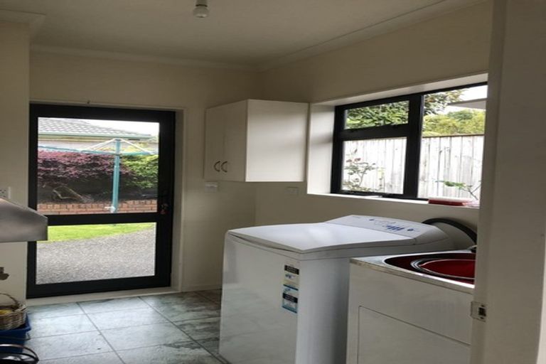 Photo of property in 6 Claremont Rise, Levin, 5510