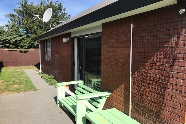 Photo of property in 7 Farm Lane, Parklands, Christchurch, 8083
