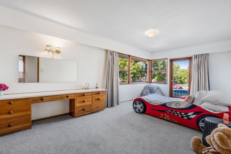 Photo of property in 71 Fisher Parade, Sunnyhills, Auckland, 2010