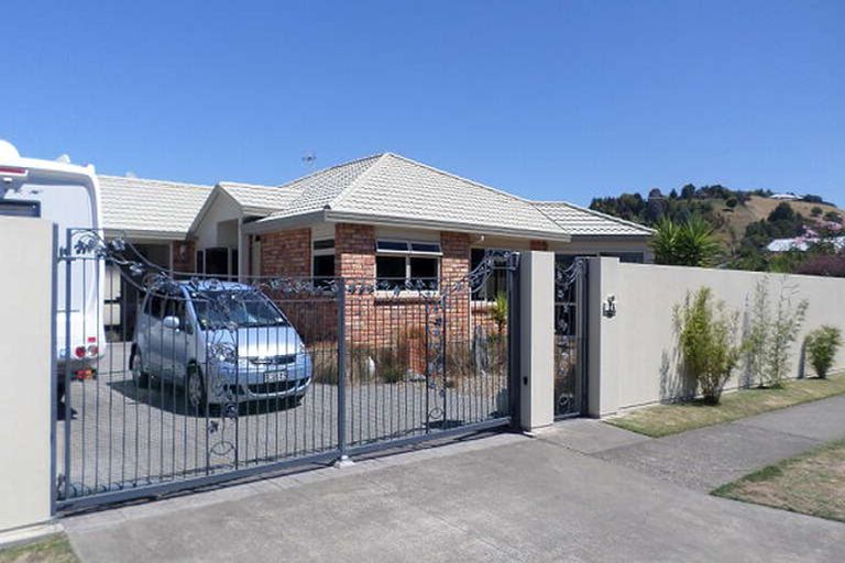 Photo of property in 2a Harpham Street, Taradale, Napier, 4112