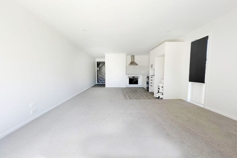 Photo of property in 2u2 Searancke Place, Fairfield, Hamilton, 3214