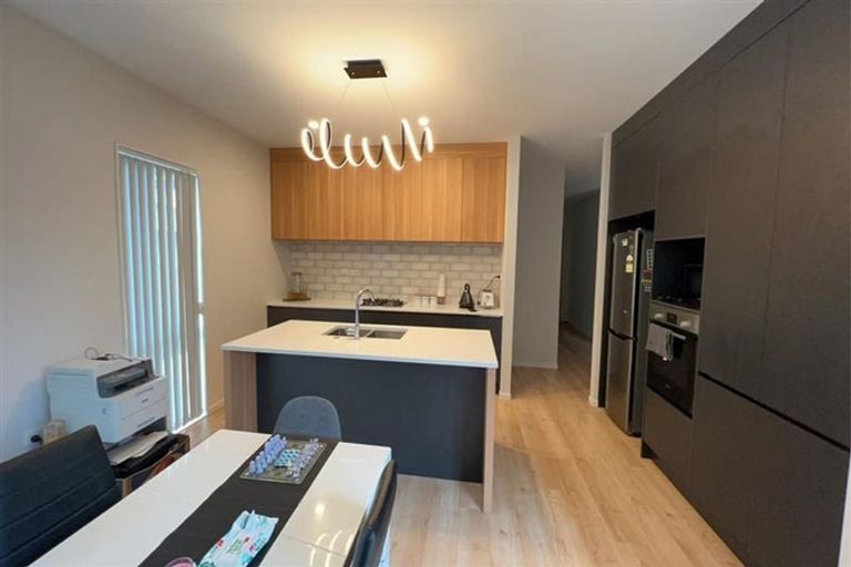 Photo of property in 5 Creswell Lane, Papakura, 2110