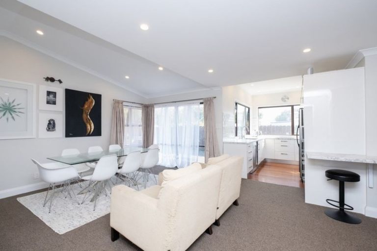 Photo of property in 7 Princes Street, Hawera, 4610