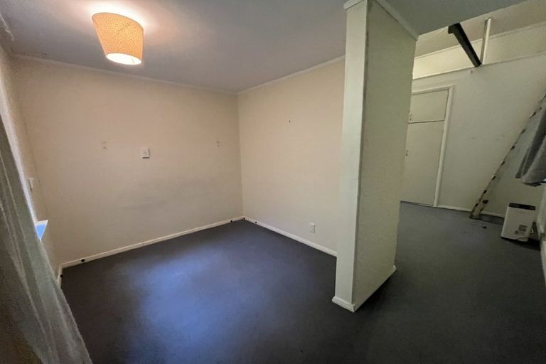 Photo of property in 70 Pembroke Road, Northland, Wellington, 6012
