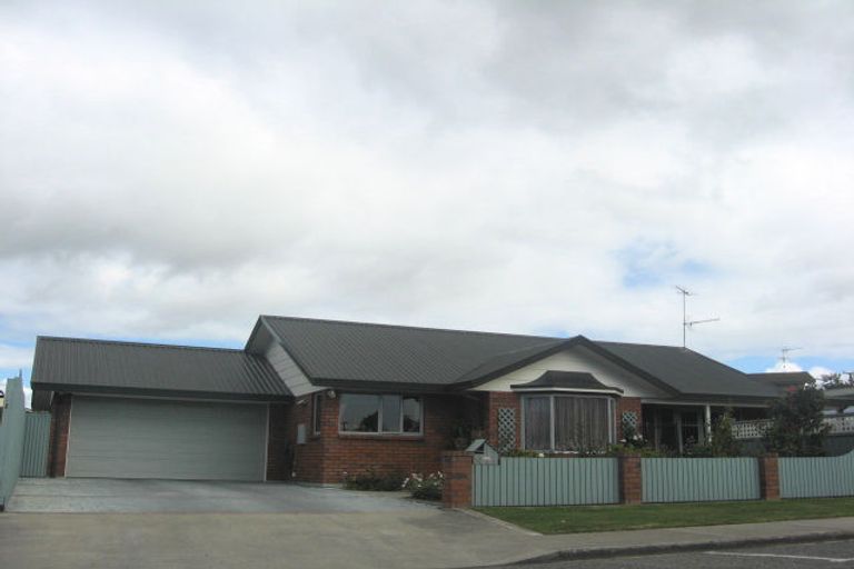 Photo of property in 4 Cubitt Street, Blenheim, 7201