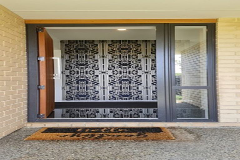 Photo of property in 9 Radcot Drive, Rolleston, 7615