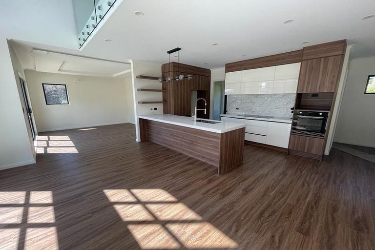 Photo of property in 23 Francesco Drive, Karaka, Papakura, 2113