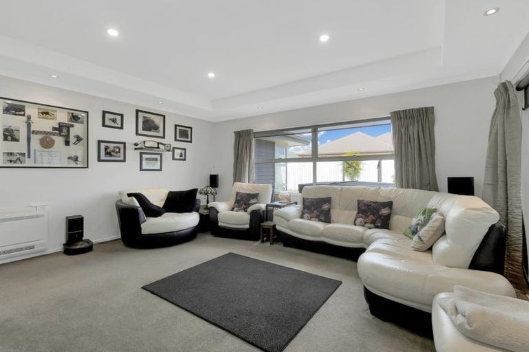 Photo of property in 9 Wattle Lane, Rangiora, 7400