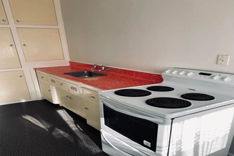 Photo of property in 5 Kauri Street, Riccarton, Christchurch, 8041