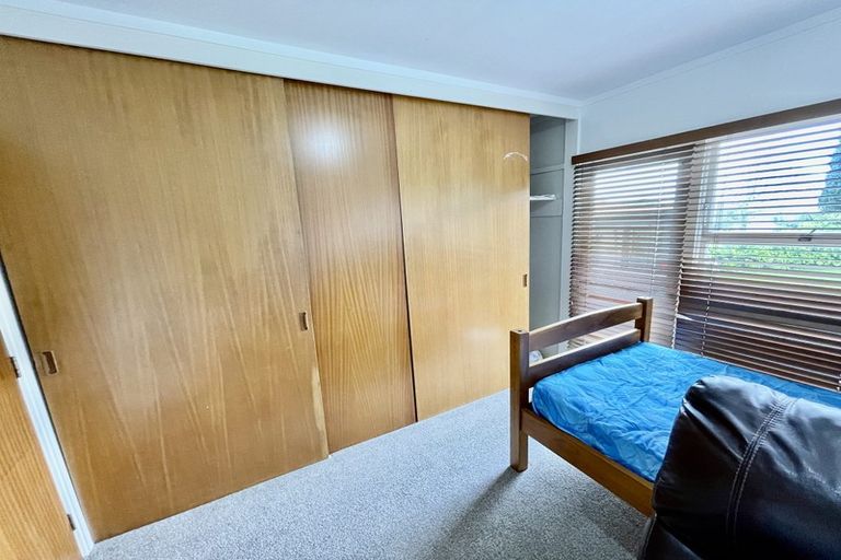 Photo of property in 13 Carlisle Road, Torbay, Auckland, 0630