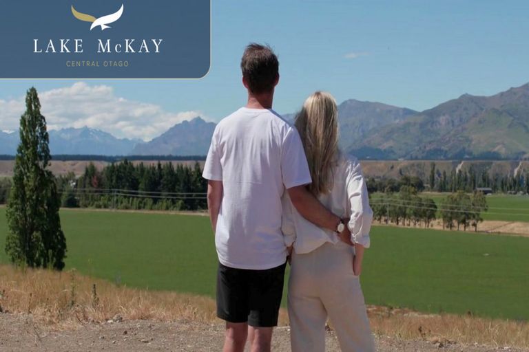Photo of property in 19 Lake Mckay Drive, Luggate, 9382