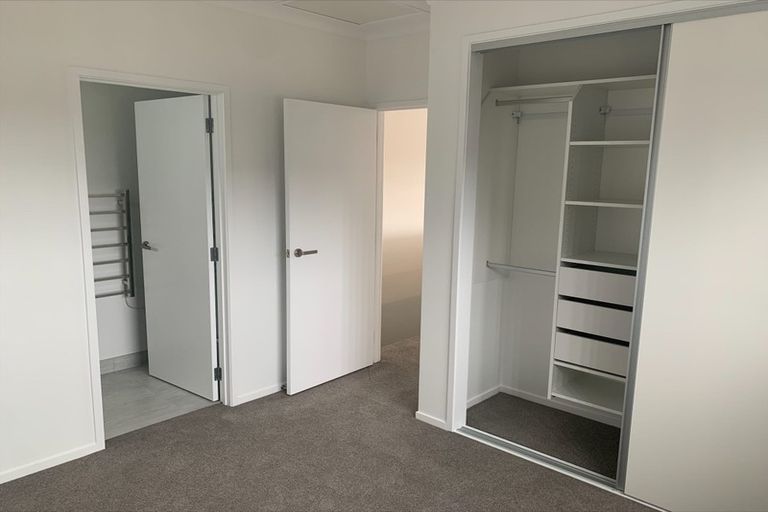 Photo of property in 3/1 Scott Road, Hobsonville, Auckland, 0616