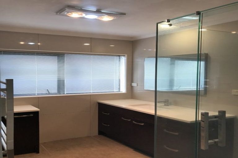 Photo of property in 5 Cellbridge Place, East Tamaki, Auckland, 2016