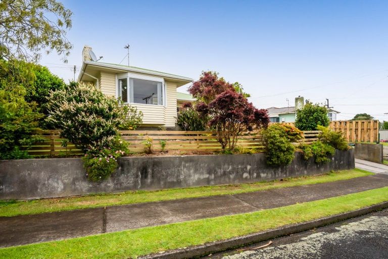 Photo of property in 5 Watene Crescent, Waitara, 4320