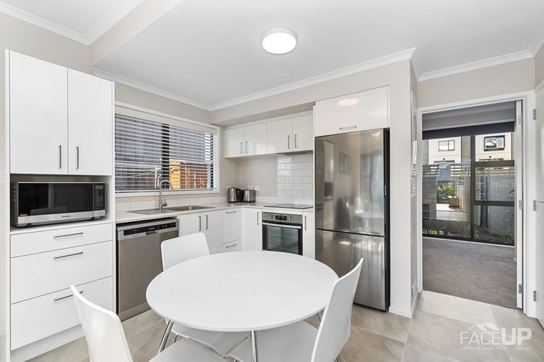 Photo of property in 22 Raranga Lane, Hobsonville, Auckland, 0616