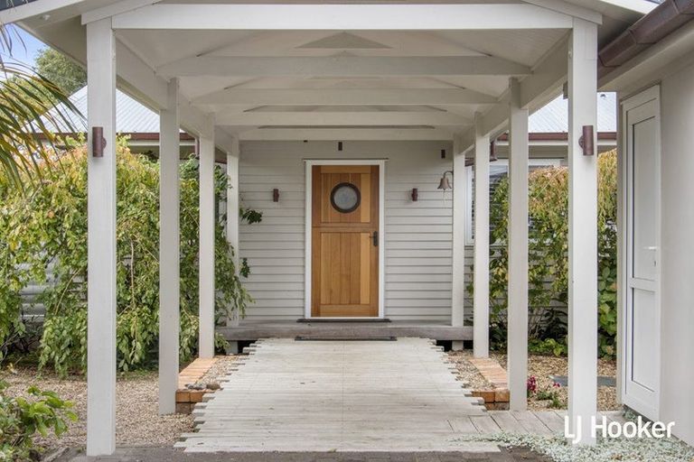 Photo of property in 21 The Crescent, Waihi Beach, 3611