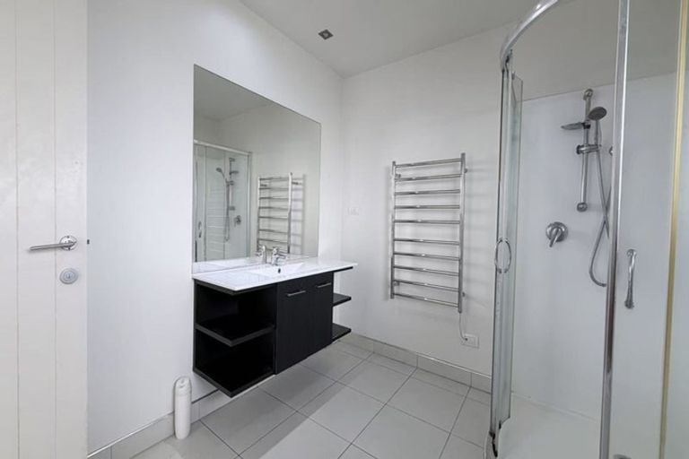 Photo of property in 9 Amber Glen, Albany, Auckland, 0632