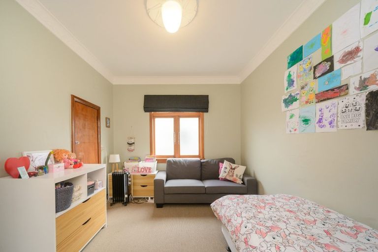 Photo of property in 24 Kauri Street, Roslyn, Palmerston North, 4414