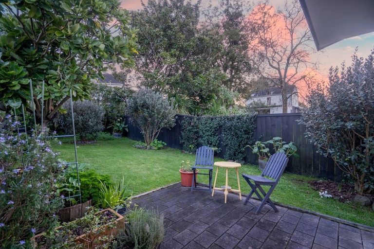 Photo of property in 2/59 Gardner Avenue, New Lynn, Auckland, 0600