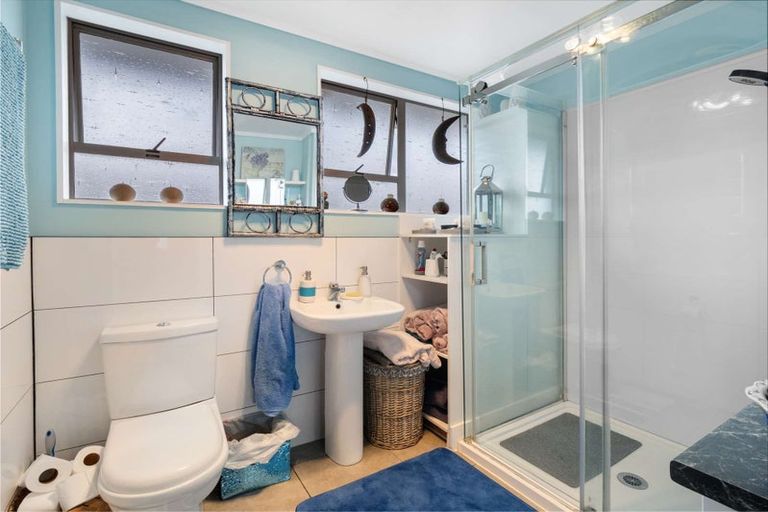 Photo of property in 31 Cross Street, Castlecliff, Whanganui, 4501