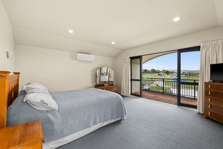 Photo of property in 12 Arcadia Lane, Havelock North, 4130